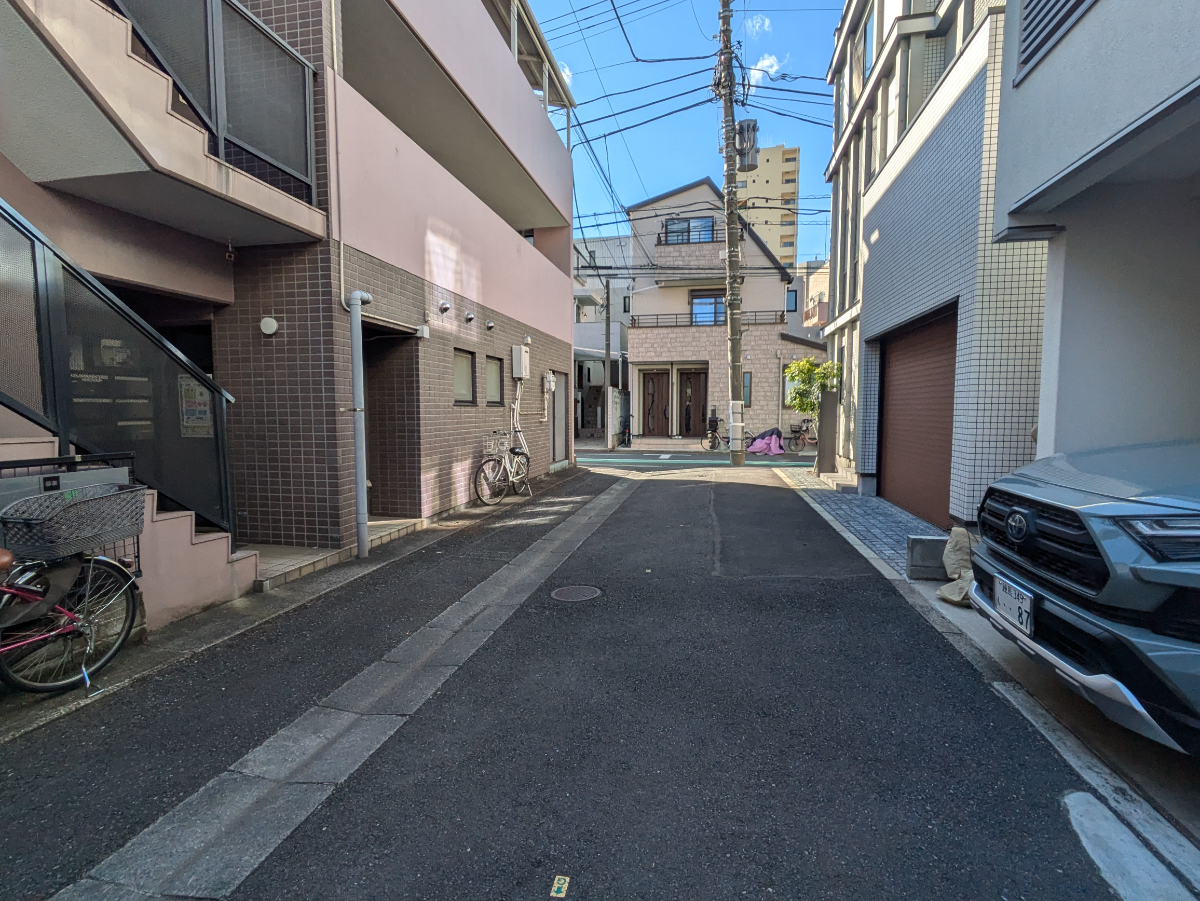 v20250625150905/fresh/building/J00100418598_5