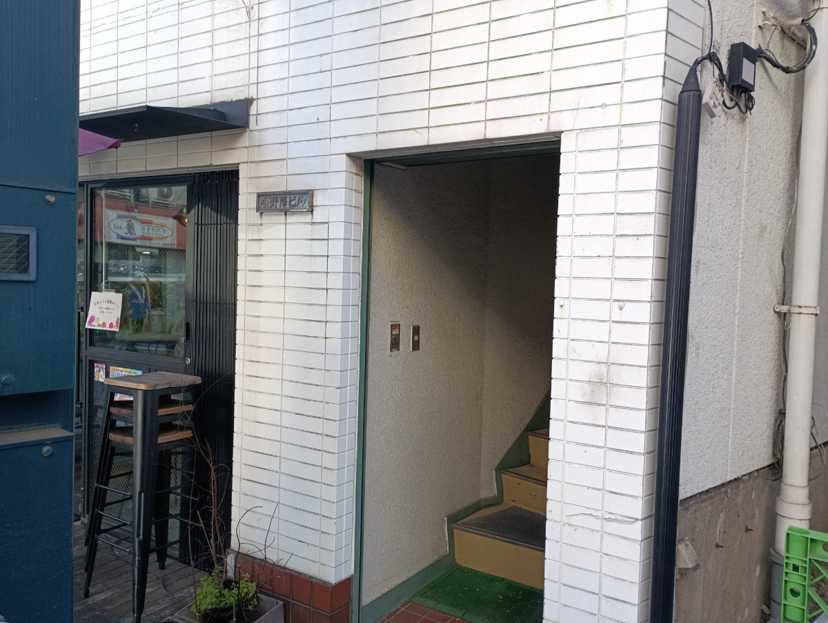 v20250625150905/fresh/building/J00100421556_3