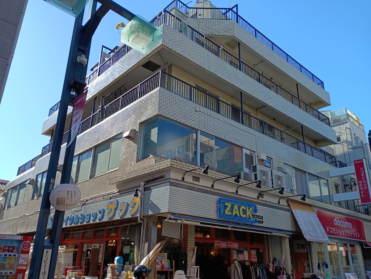 v20250625150905/fresh/building/J00100429974_1