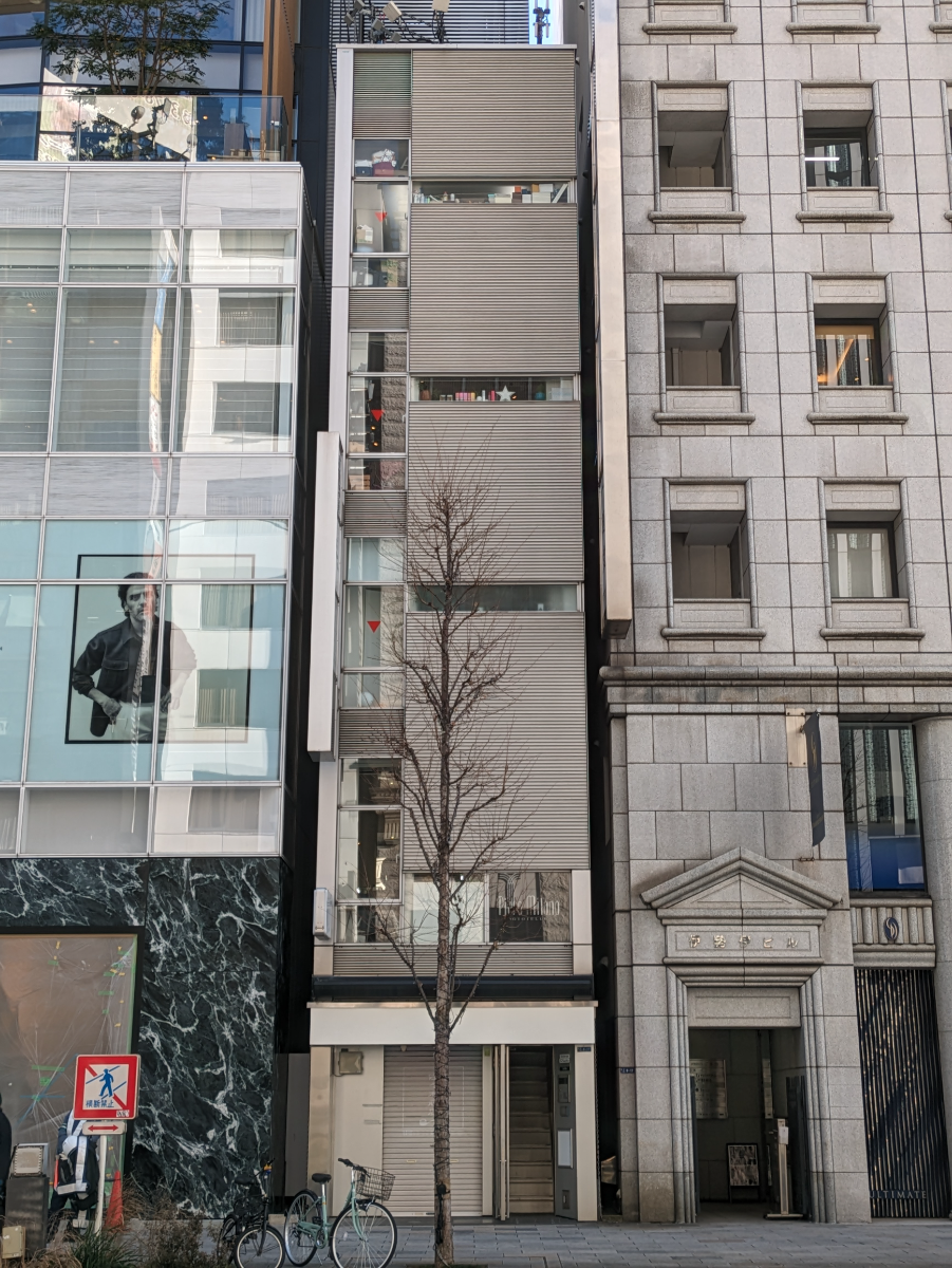 v20250625150905/fresh/building/J00100469867_5
