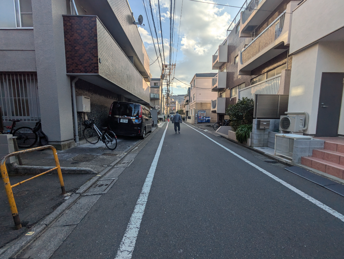v20250629150540/fresh/building/J00100413749_10