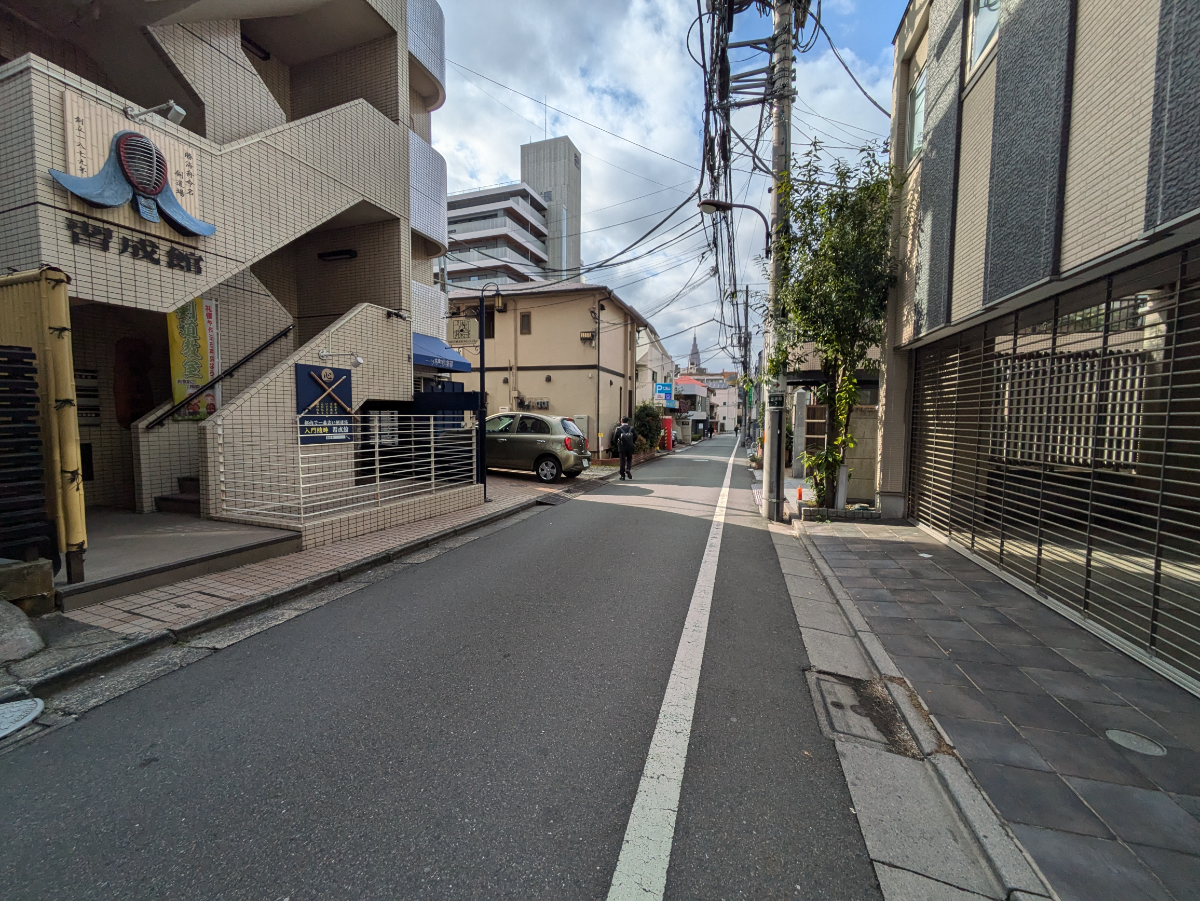 v20250705150602/fresh/building/J00100393910_3