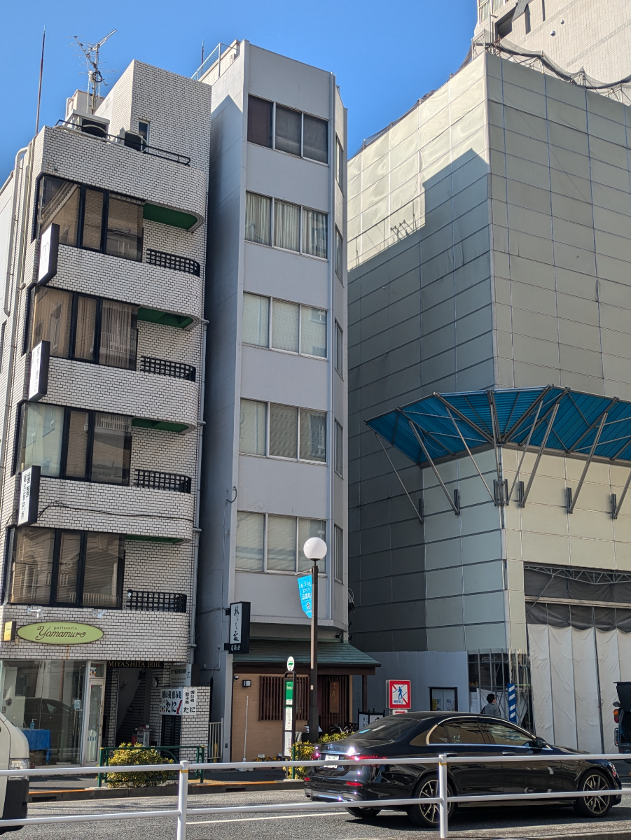 v20250705150602/fresh/building/J00100416835_6