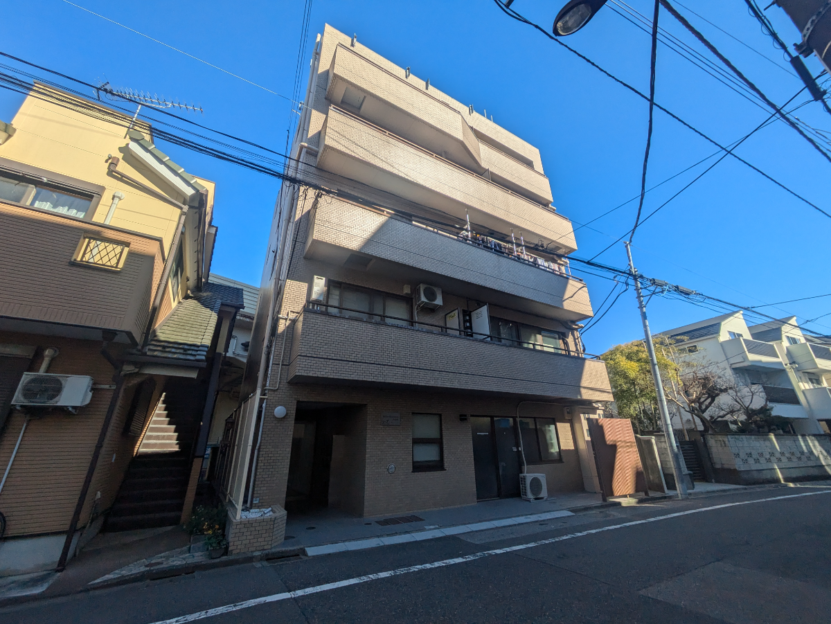 v20250705150602/fresh/building/J00100608220_5