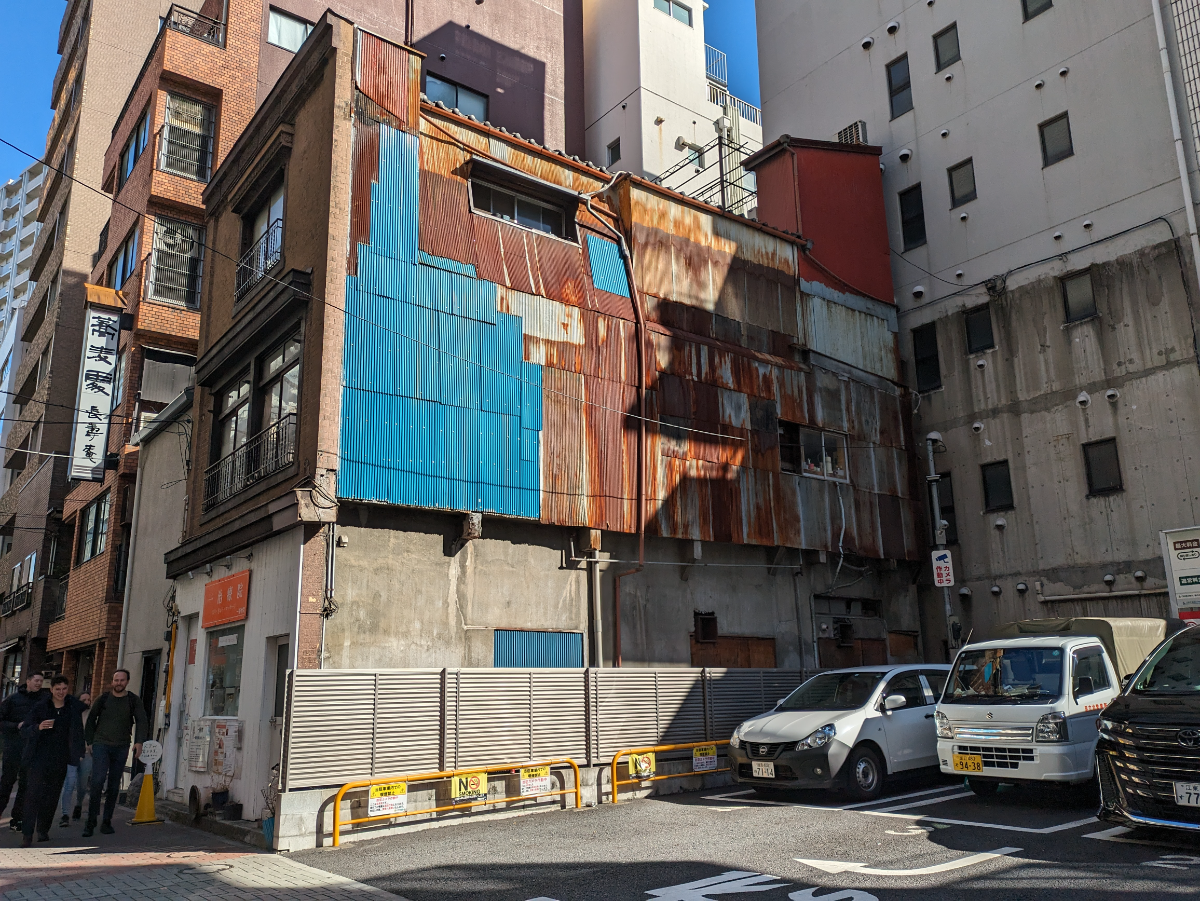 v20250714150703/fresh/building/J00100376349_7