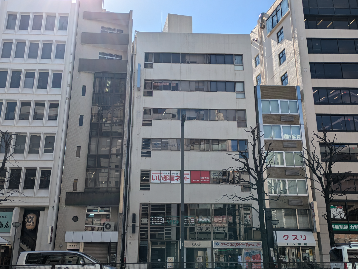 v20250714150703/fresh/building/J00100388136_12