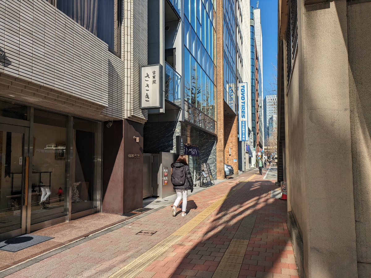 v20250714150703/fresh/building/J00100388681_11
