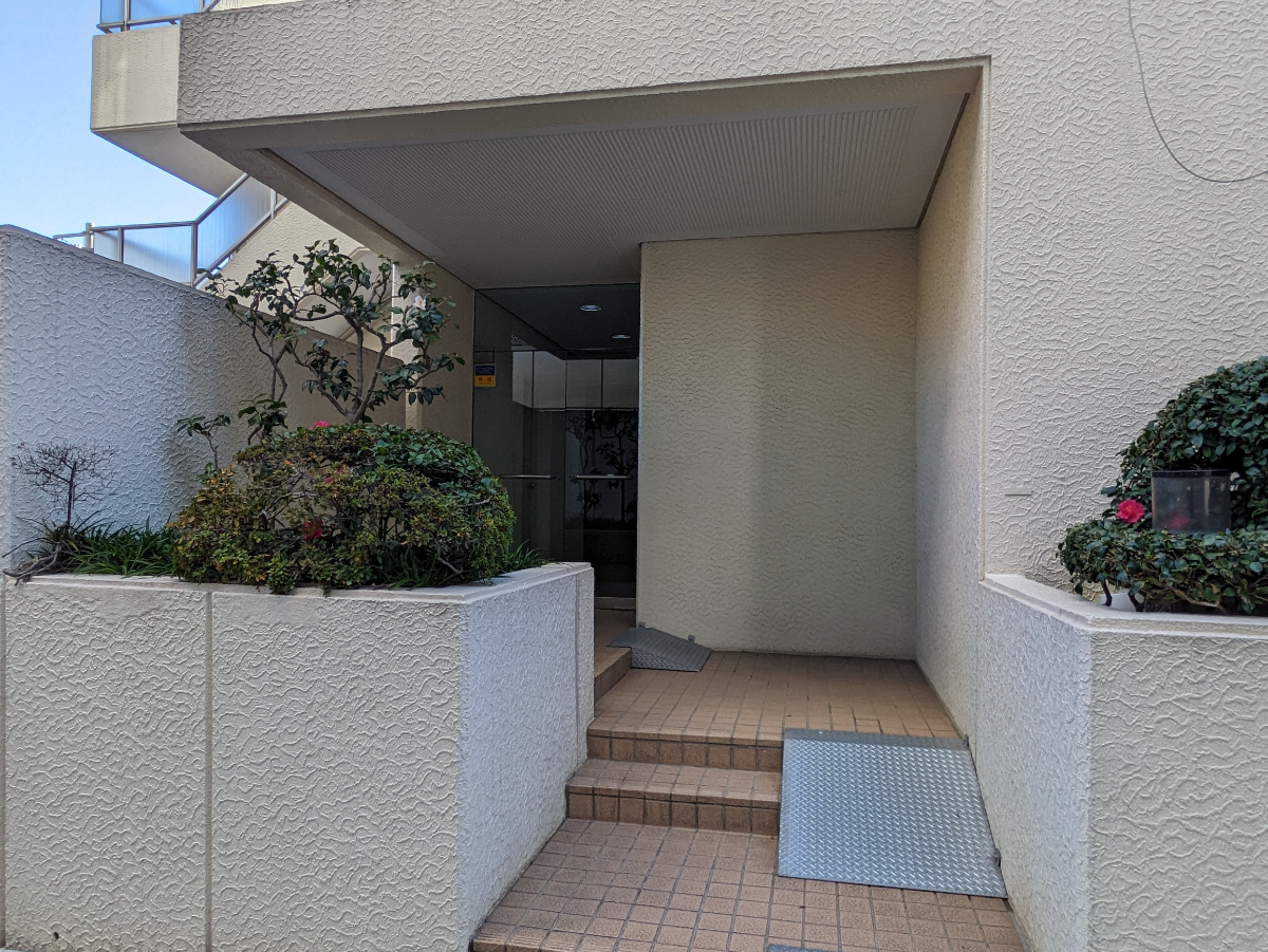 v20250715150905/fresh/building/J00100372140_8