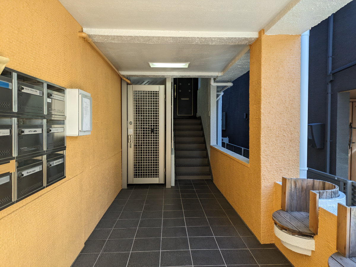 v20250715150905/fresh/building/J00100377174_4