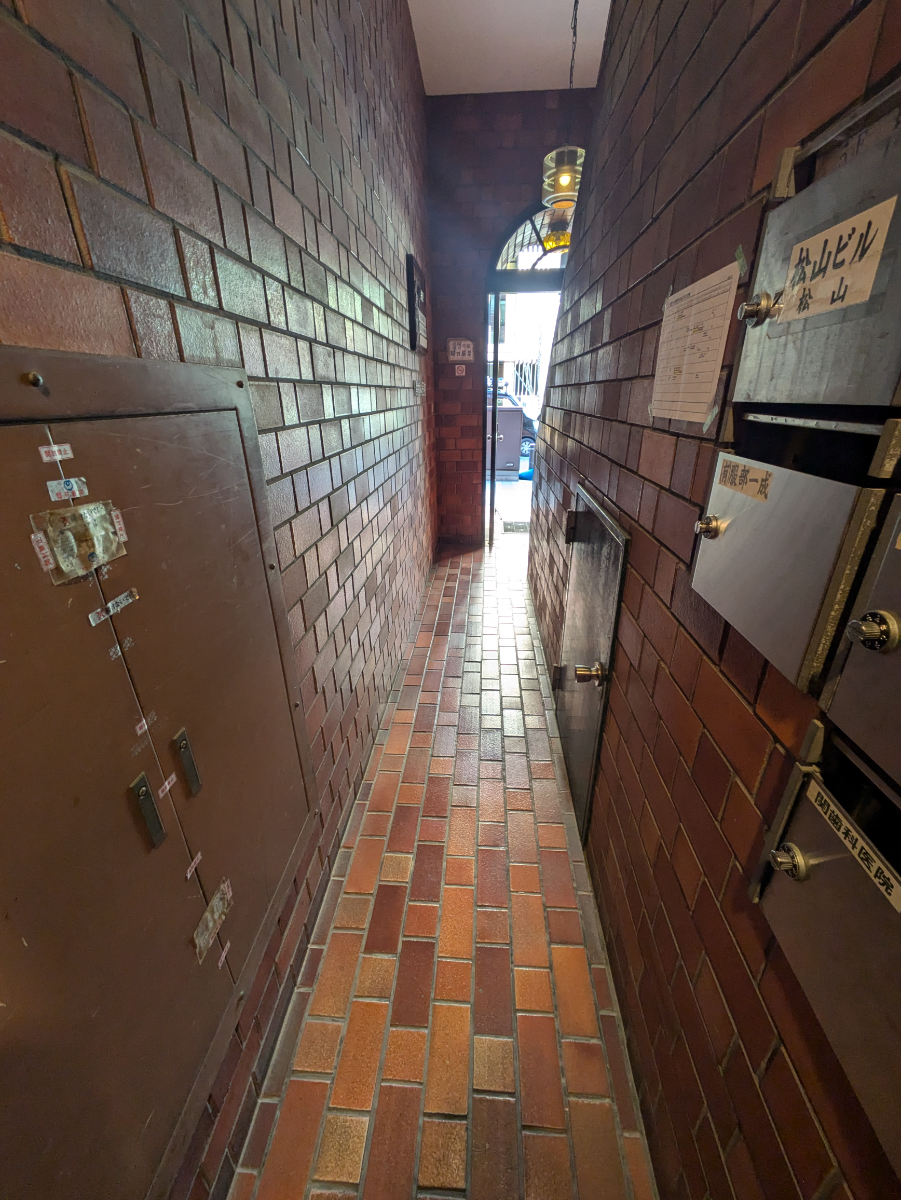v20250715150905/fresh/building/J00100388146_9