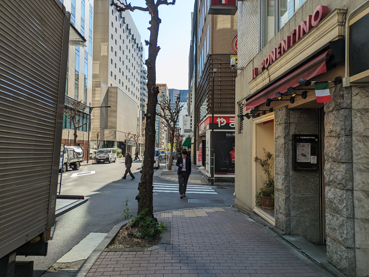 v20250716150801/fresh/building/J00100373795_19