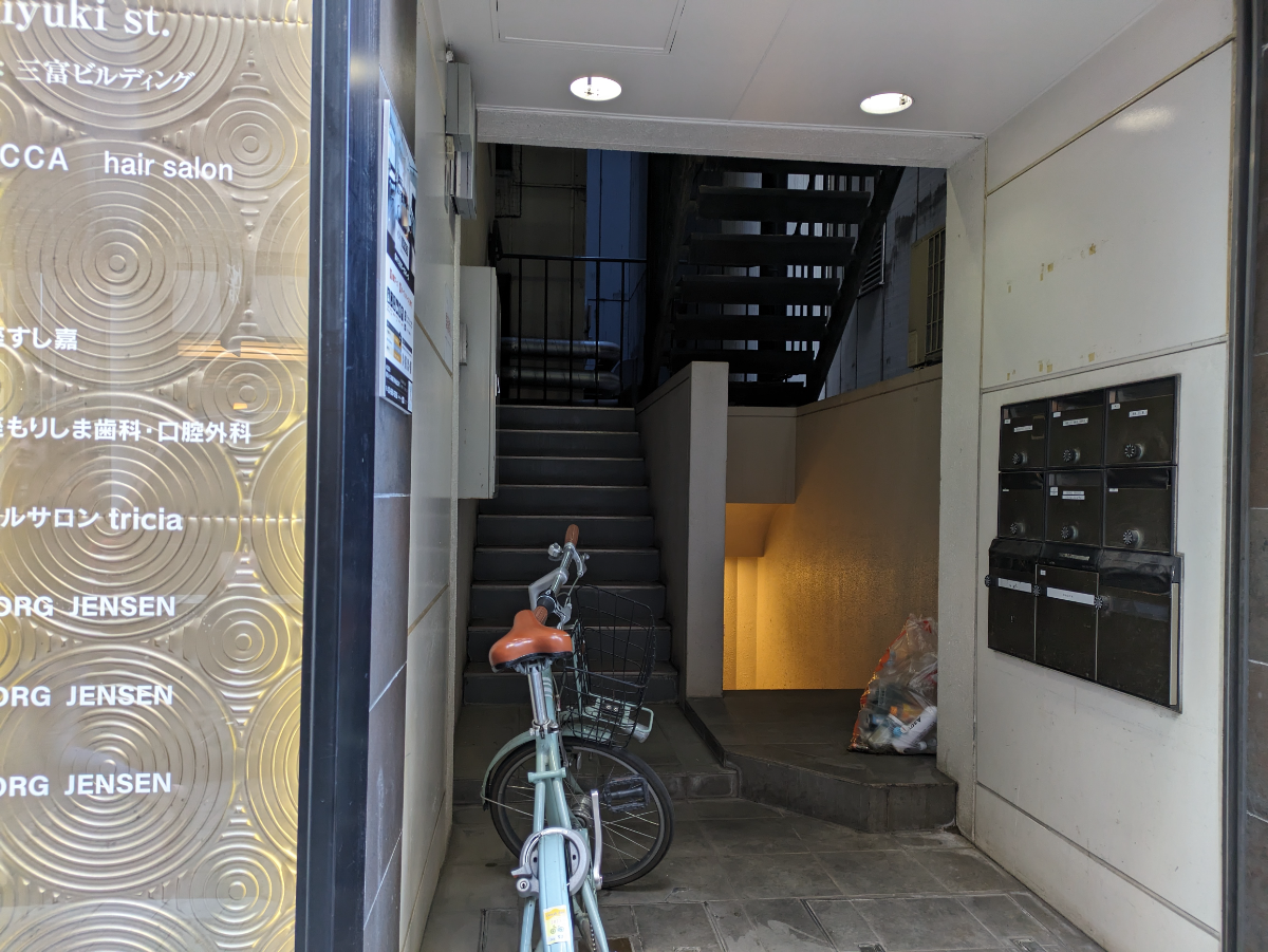 v20250716150801/fresh/building/J00100375923_5