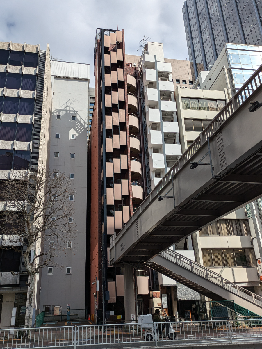 v20250729010429/fresh/building/J00100381048_6
