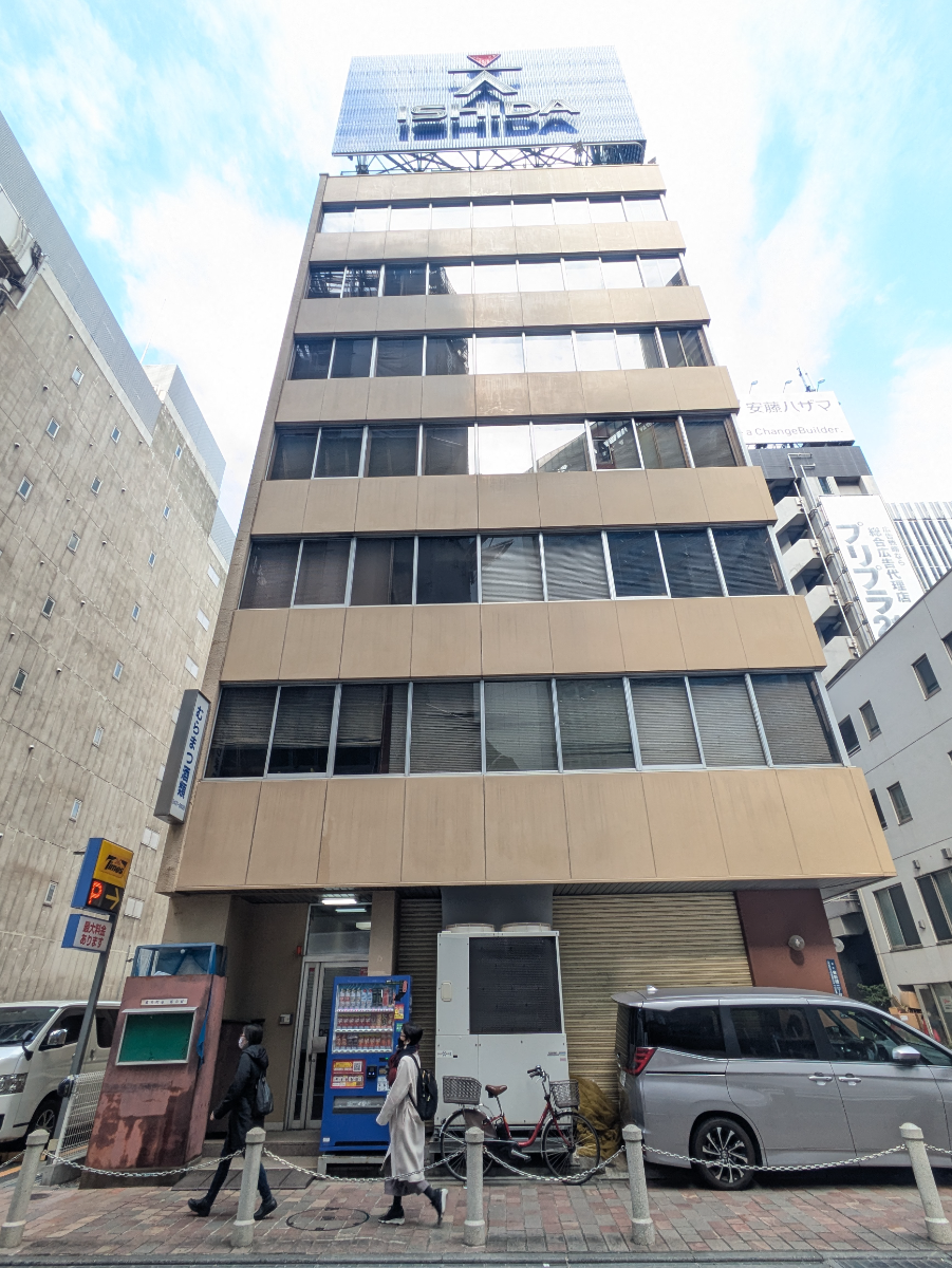 v20250729010429/fresh/building/J00100386072_13