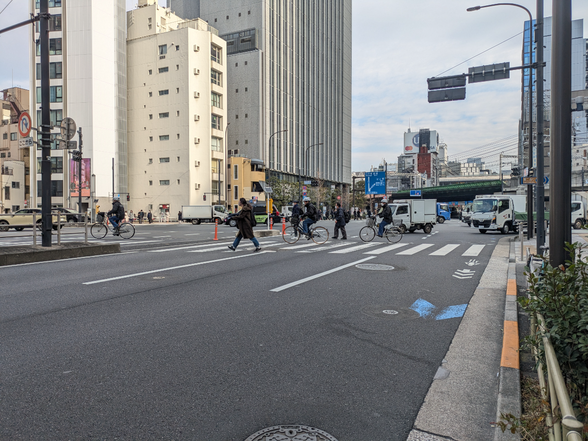 v20250729010429/fresh/building/J00100386072_2