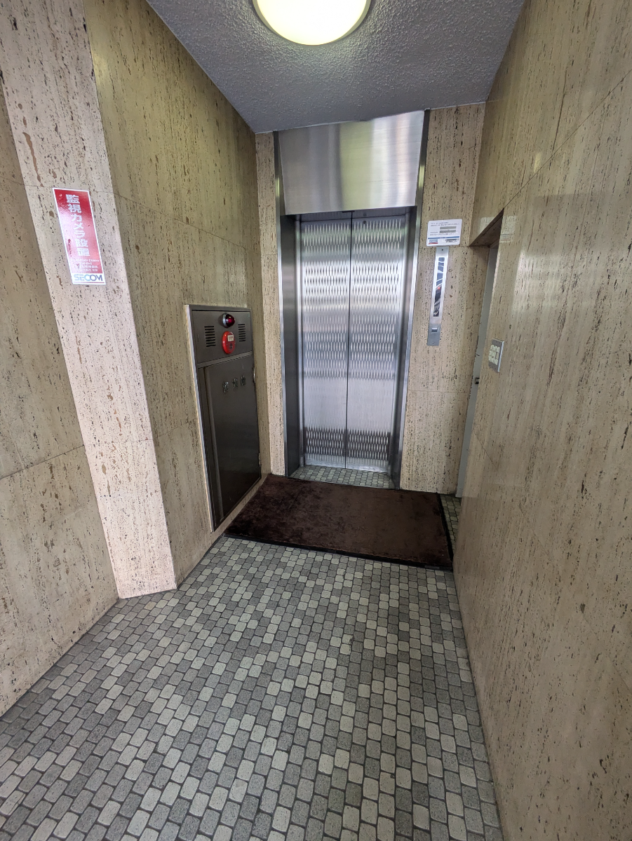 v20250729010429/fresh/building/J00100388137_9