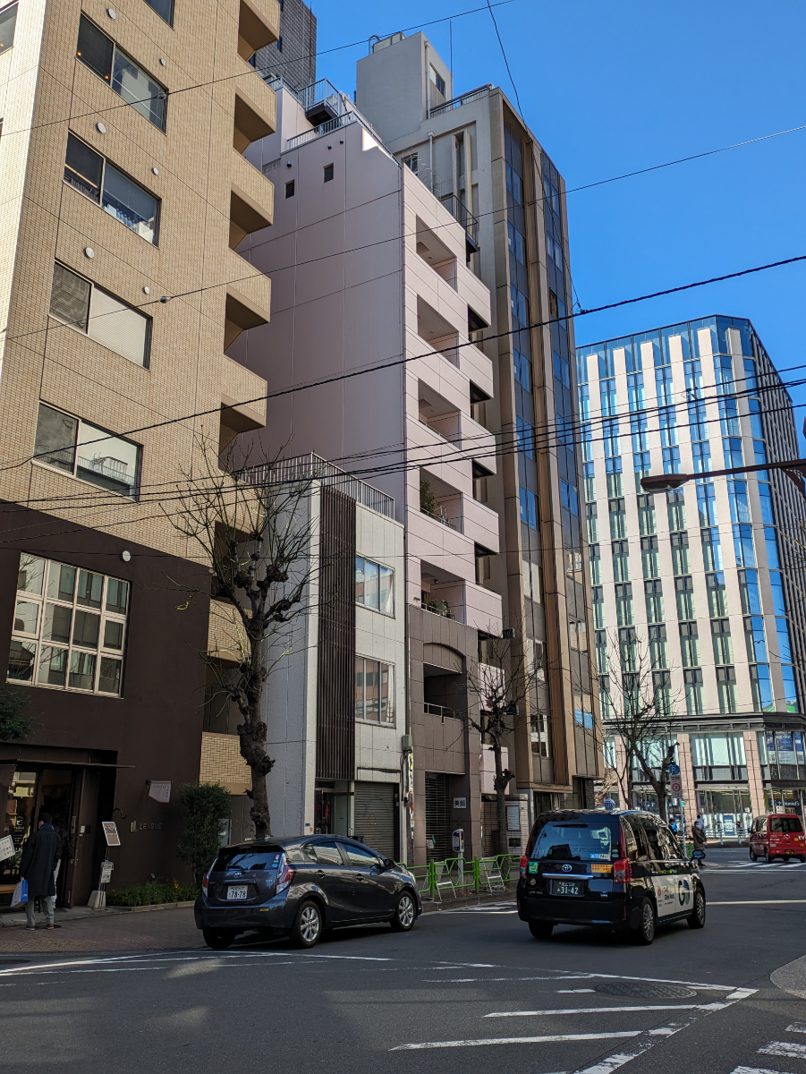 v20250729072148/fresh/building/J00100402976_9