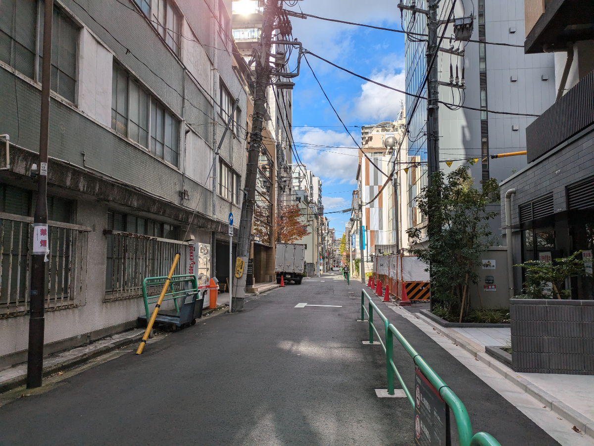 v20250822150702/fresh/building/J00100370571_16