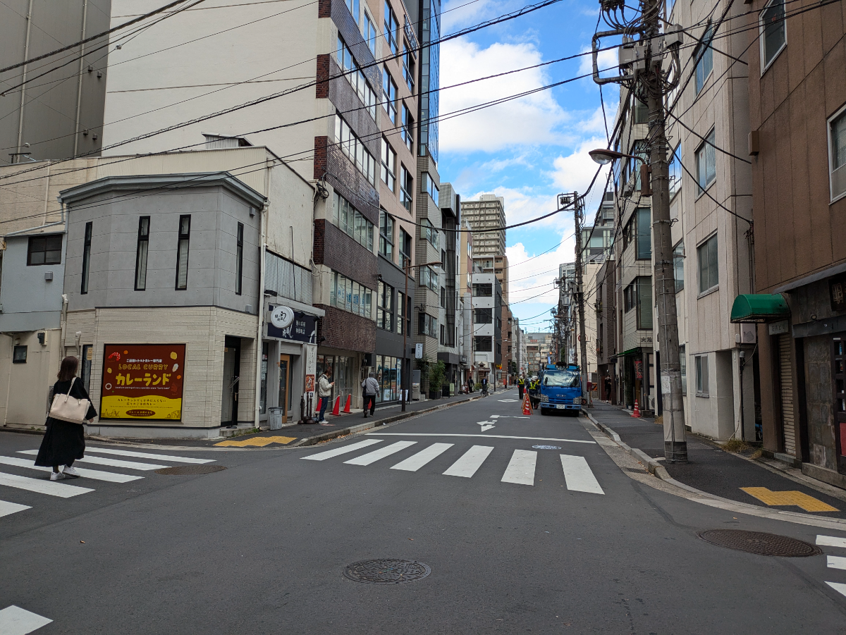 v20250822150702/fresh/building/J00100375528_12