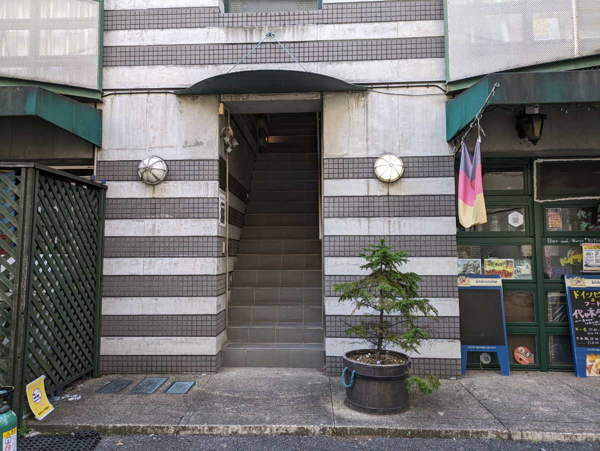 v20250822150702/fresh/building/J00100378852_9