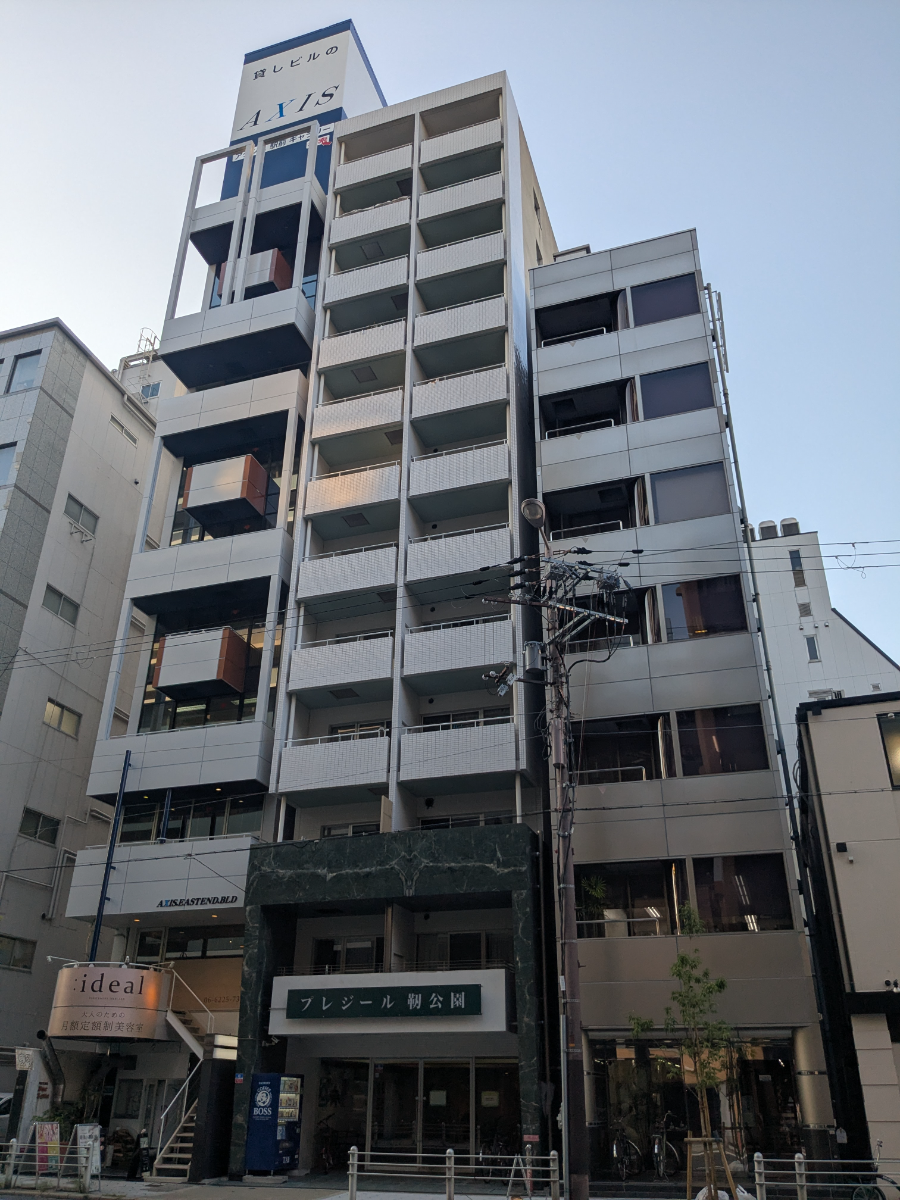 v20250822150702/fresh/building/J00100447513_1