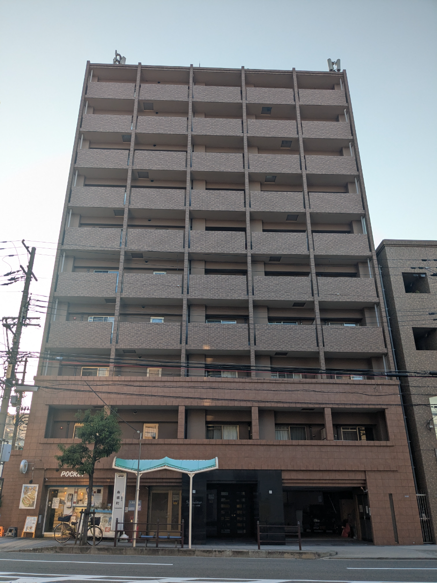 v20250828150706/fresh/building/J00100412321_6