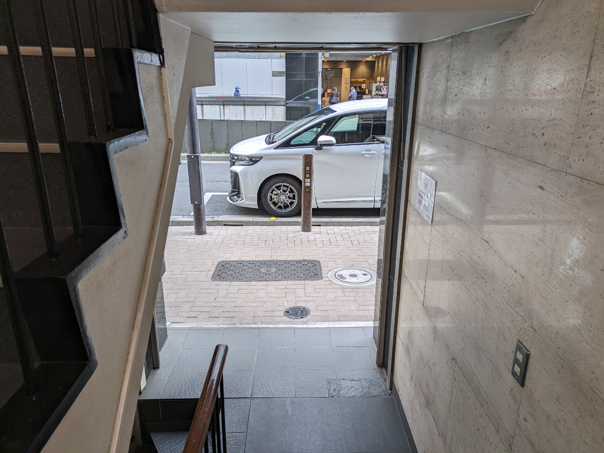 v20250830150604/fresh/building/J00100374952_13