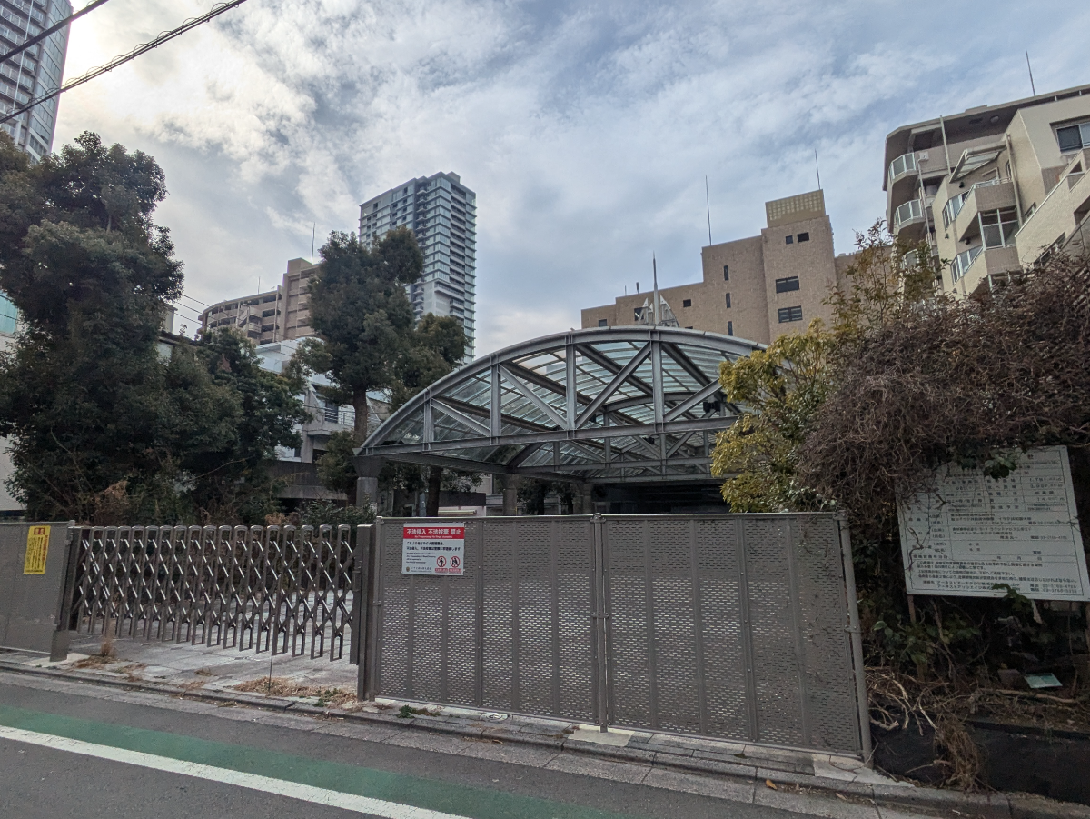v20250830150604/fresh/building/J00100414983_6