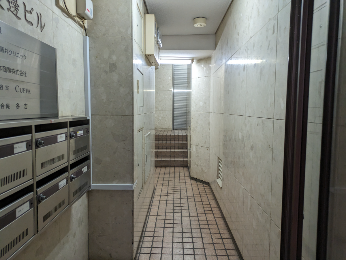 v20250831150547/fresh/building/J00100385084_11