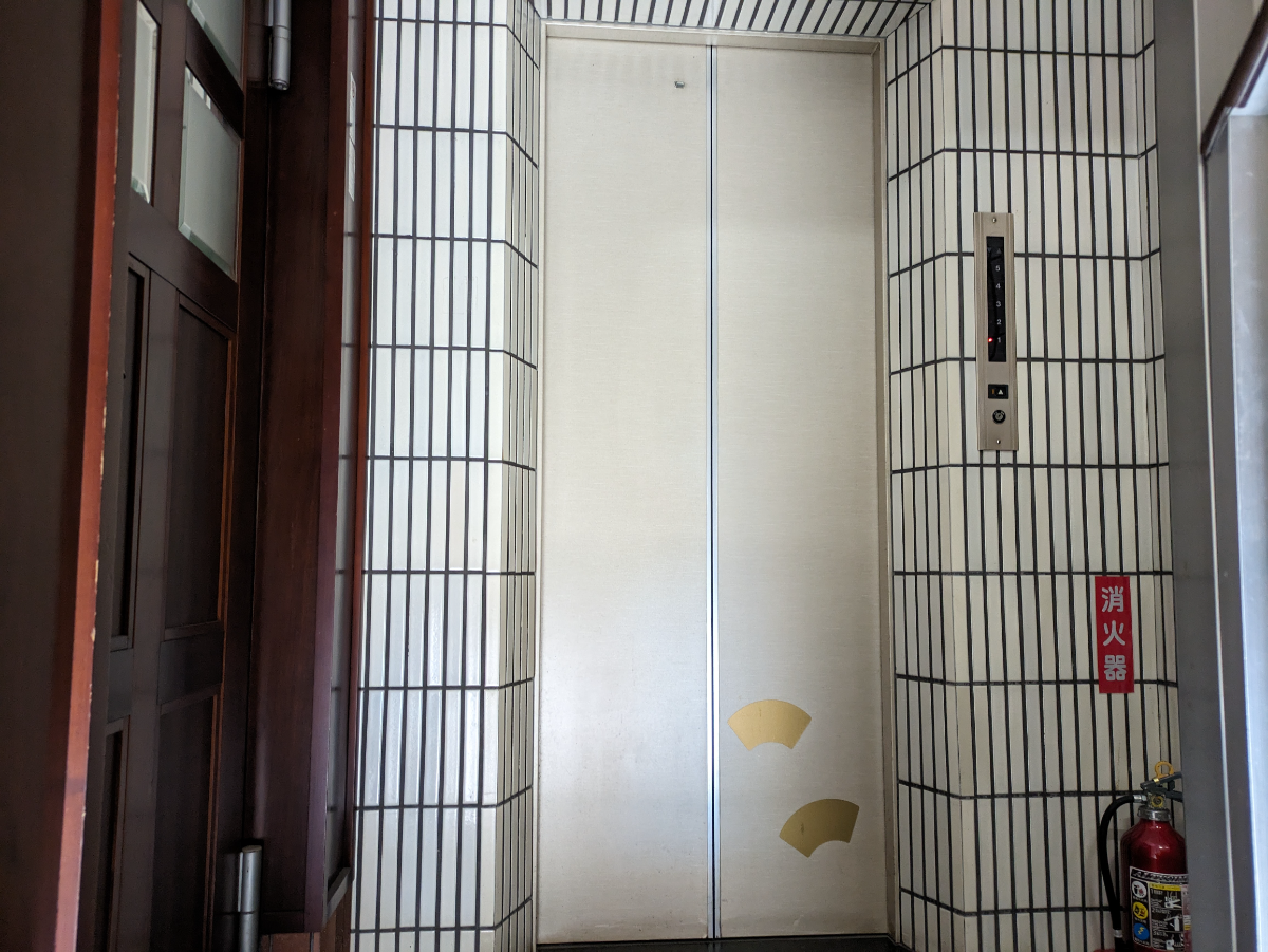v20250903150709/fresh/building/J00100368295_4