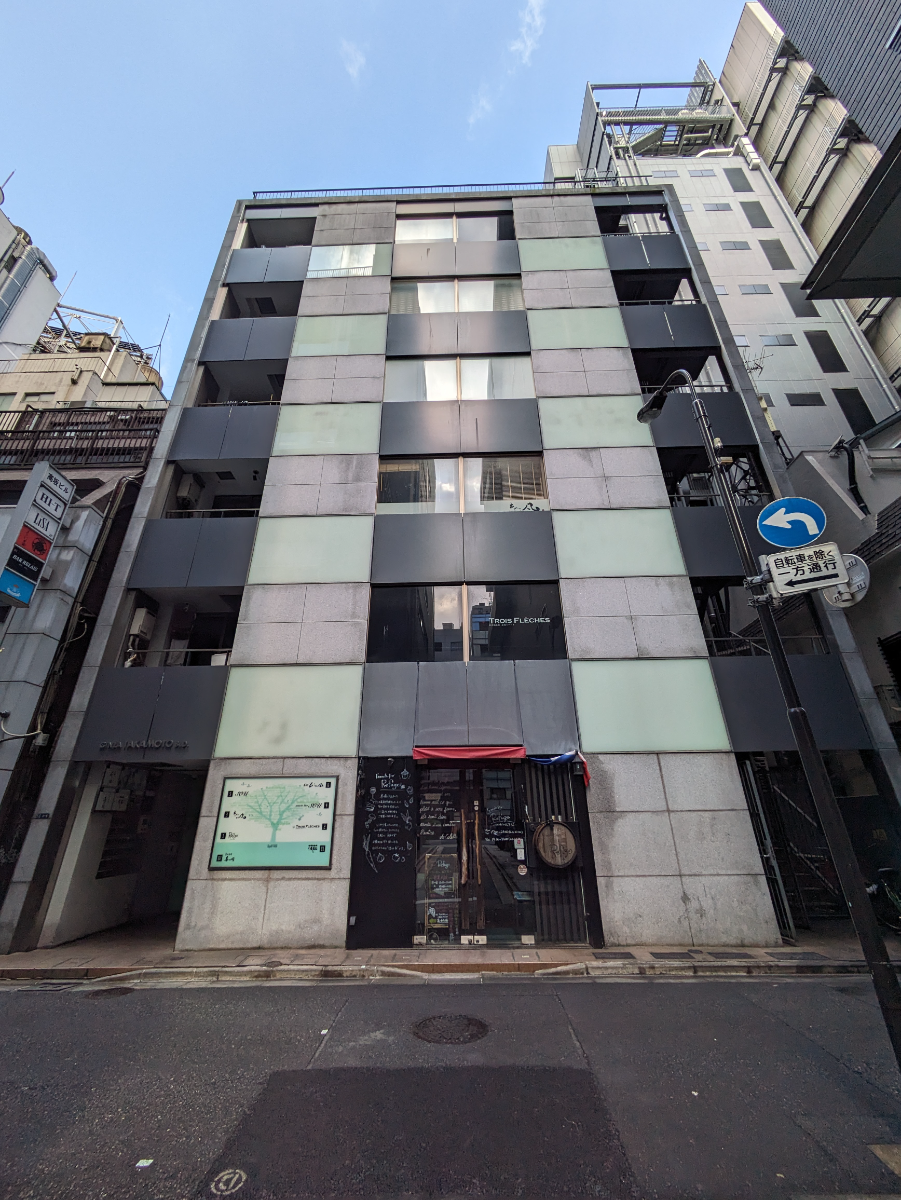 v20250903150709/fresh/building/J00100373417_1