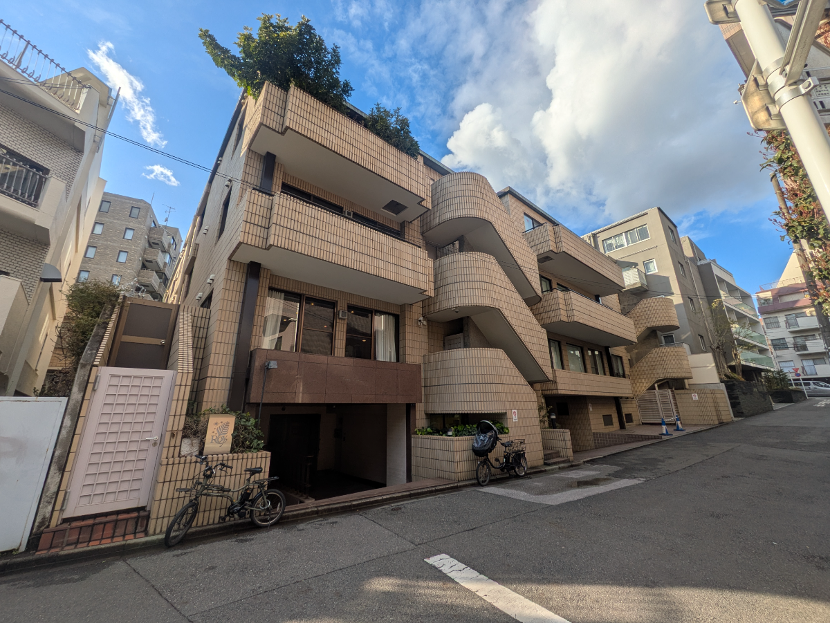 v20250903150709/fresh/building/J00100377964_1