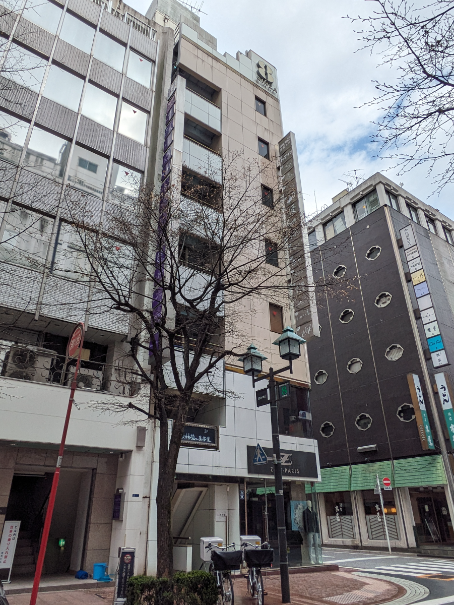 v20250903150709/fresh/building/J00100408749_6