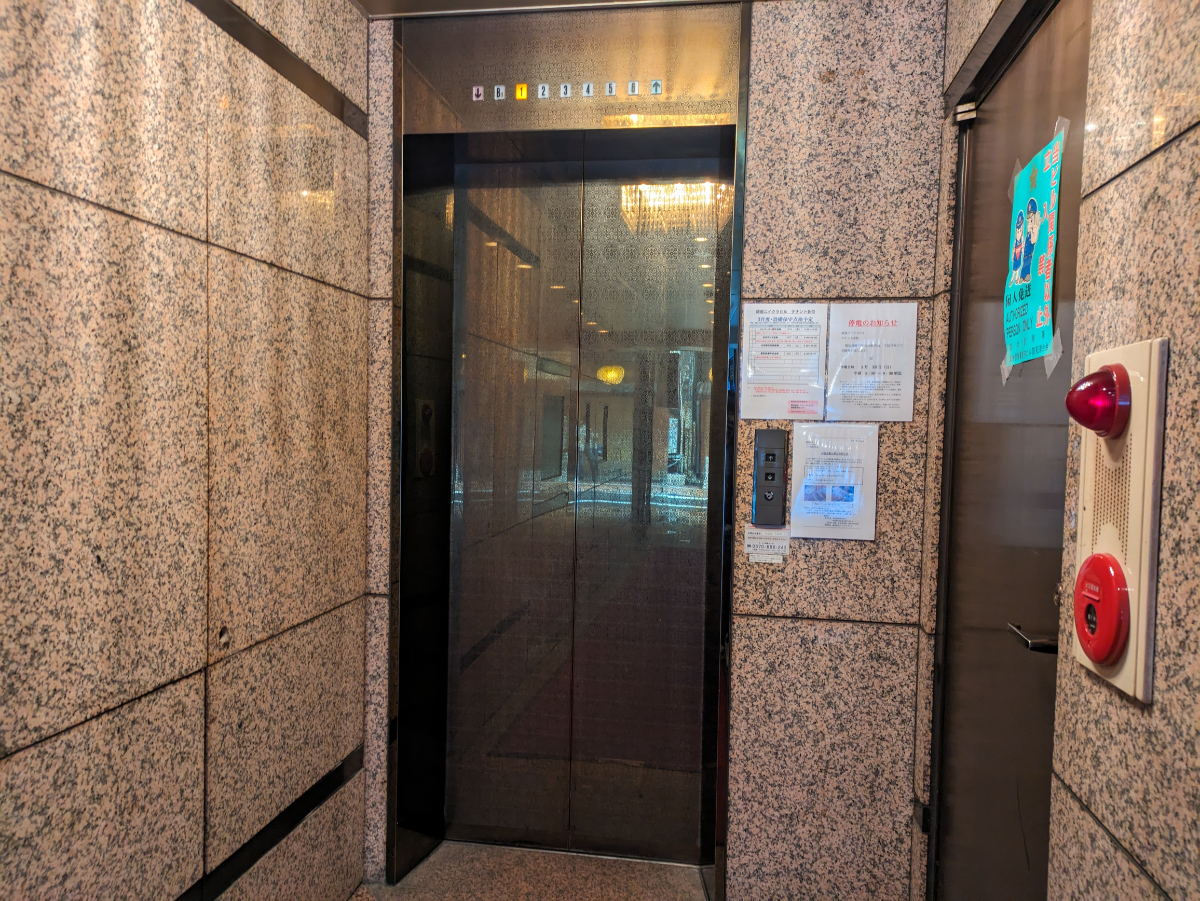 v20250904150706/fresh/building/J00100379969_4