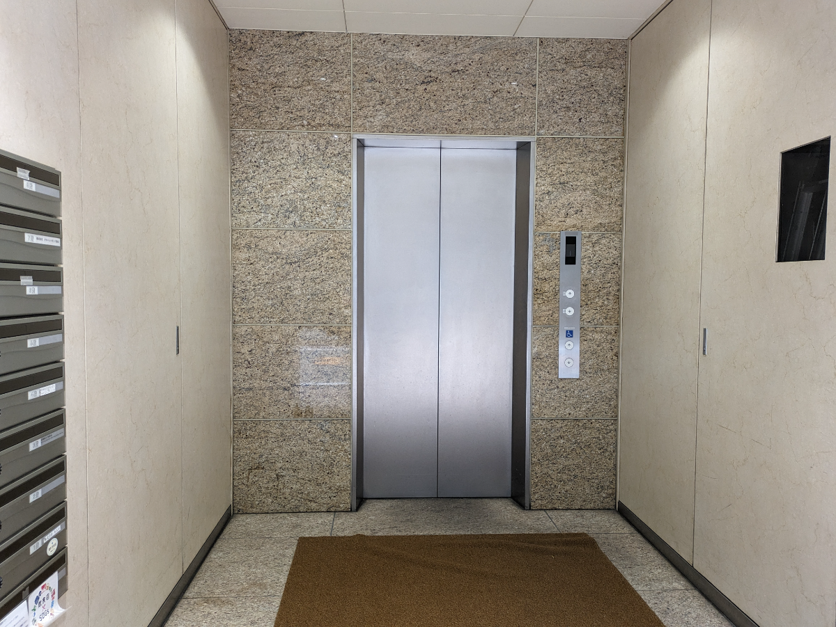 v20250904150706/fresh/building/J00100419832_5