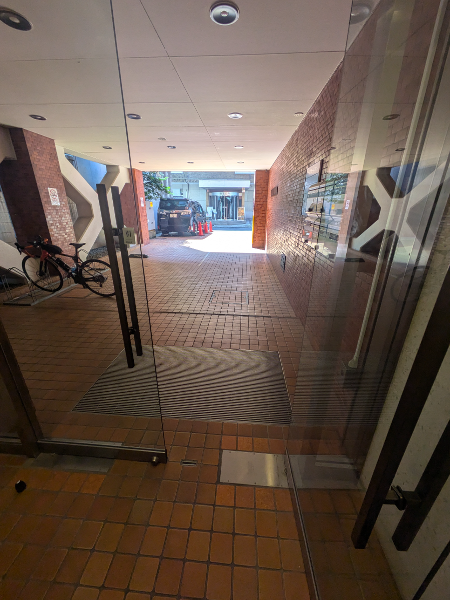 v20250904150707/fresh/building/J00100388175_9