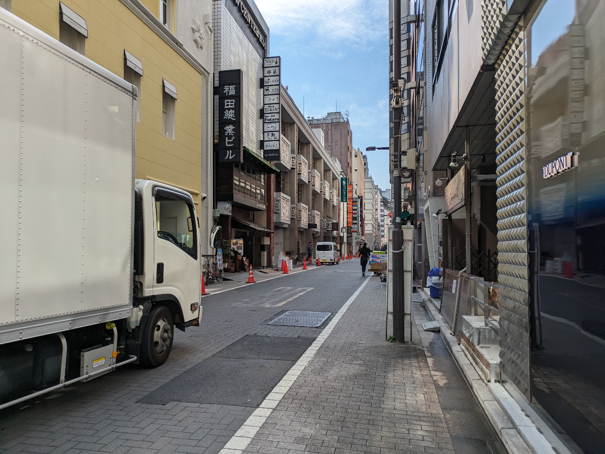 v20250904150707/fresh/building/J00100389209_10