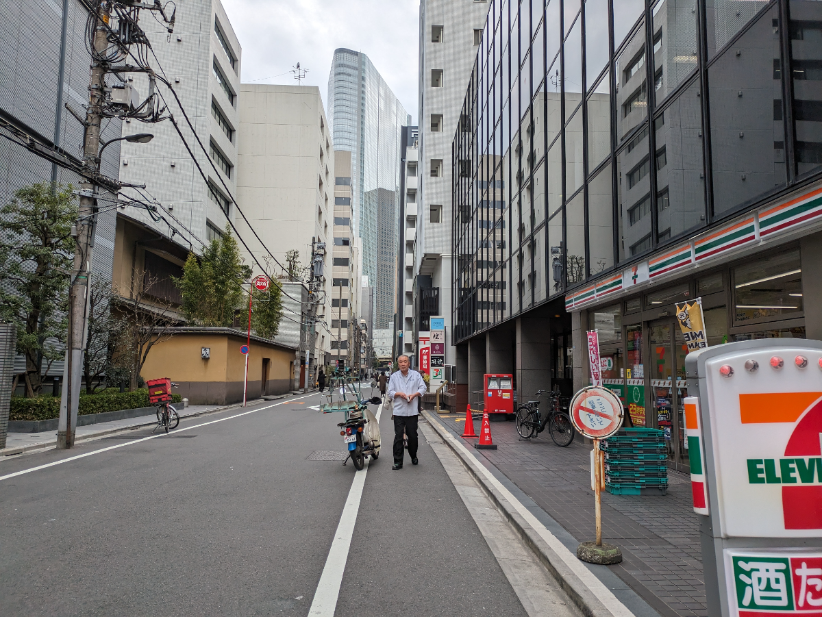 v20250904150707/fresh/building/J00100390864_24