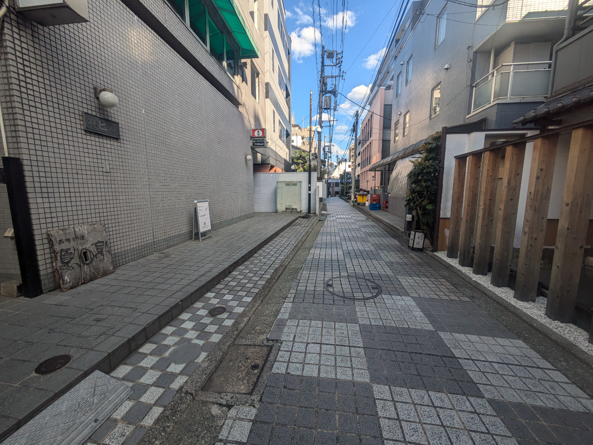 v20250905150805/fresh/building/J00100386809_2