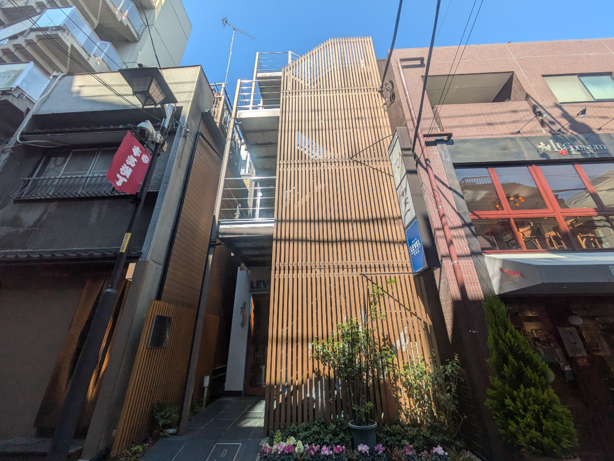 v20250905150805/fresh/building/J00100407996_1