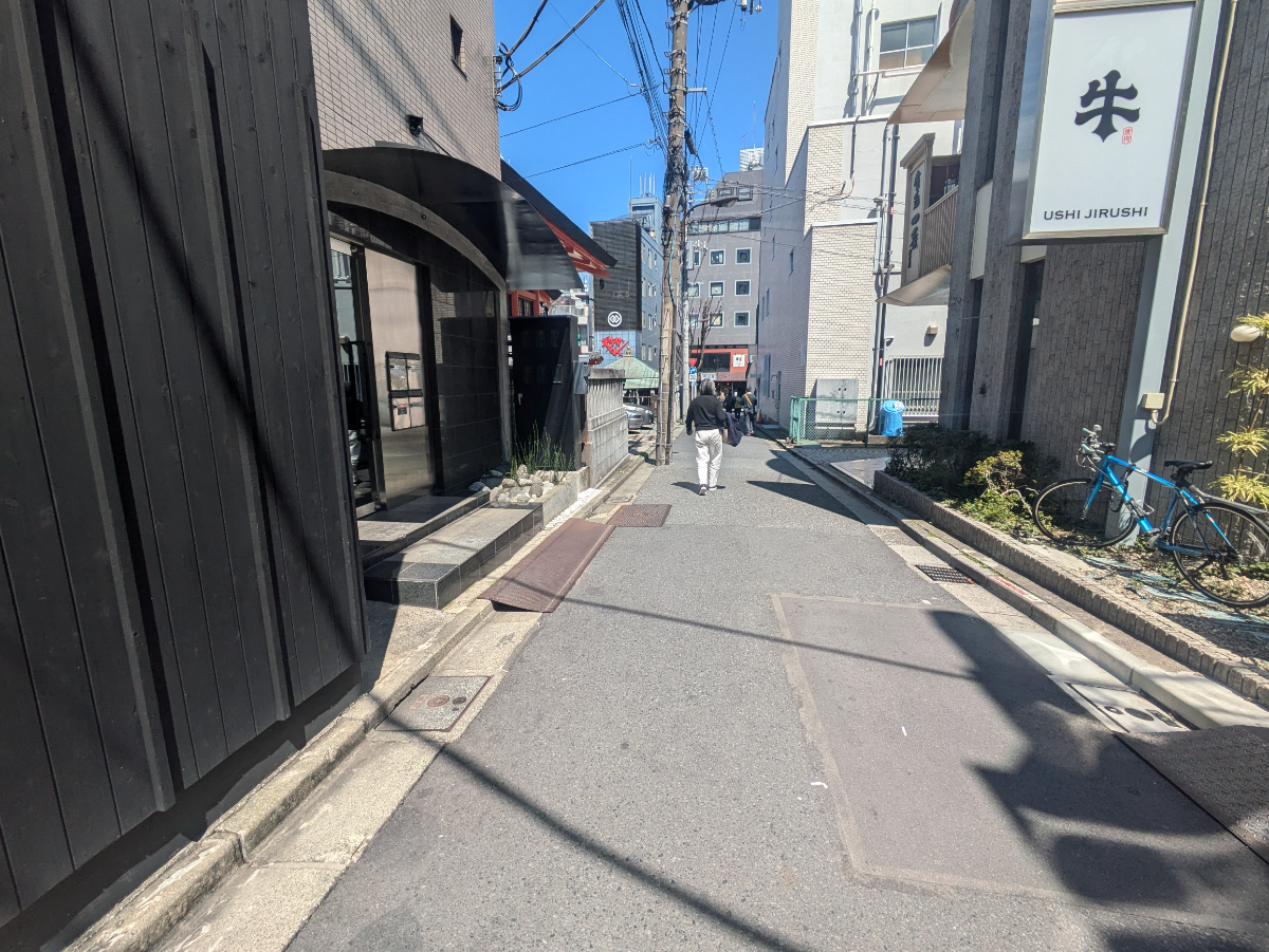 v20250905150805/fresh/building/J00100608370_9