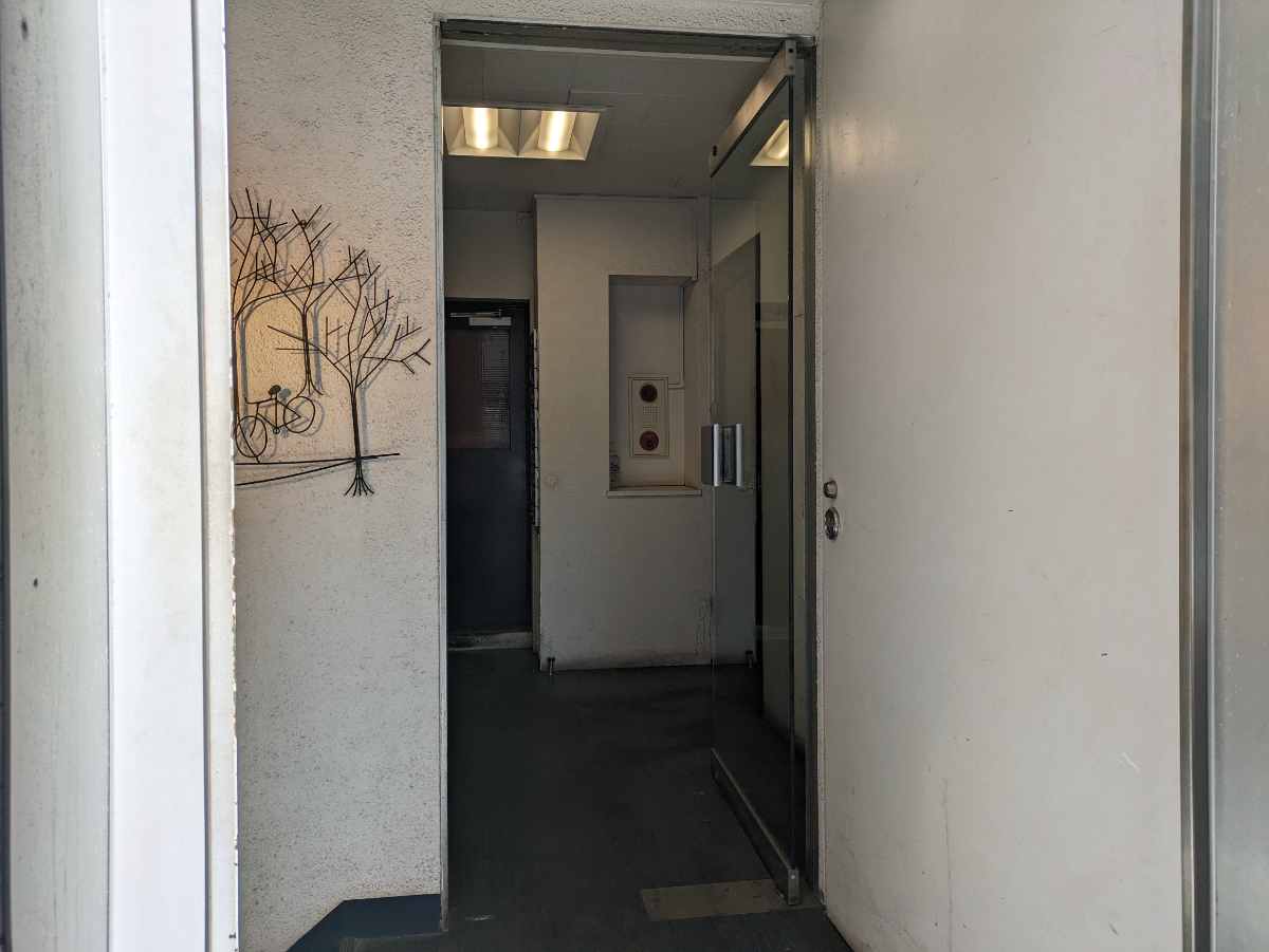 v20250909150707/fresh/building/J00100385693_3