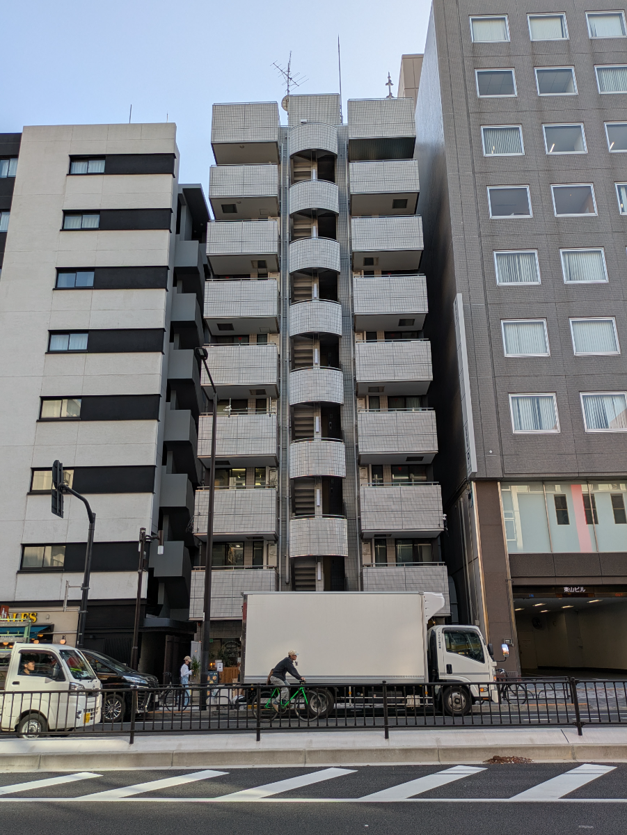v20250911150707/fresh/building/J00100379556_1