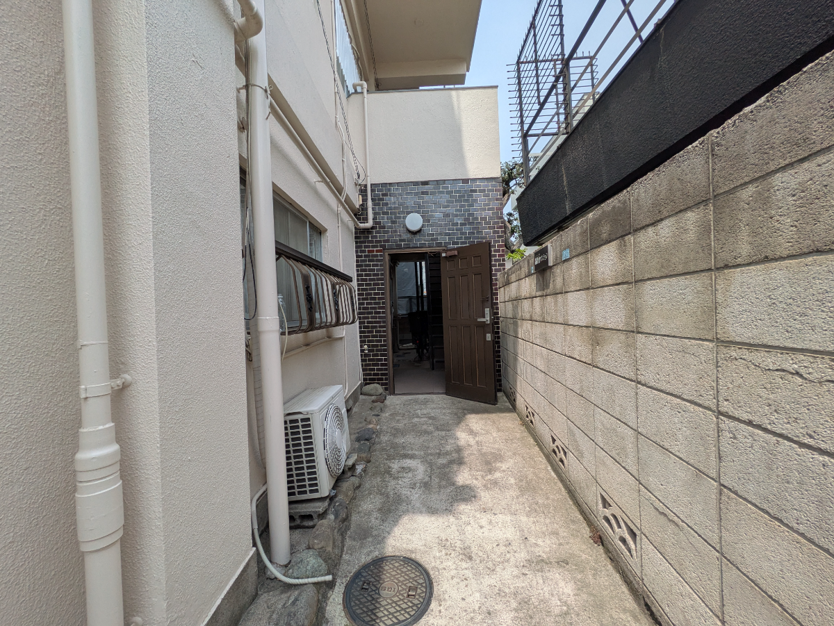 v20250911150707/fresh/building/J00100410999_9