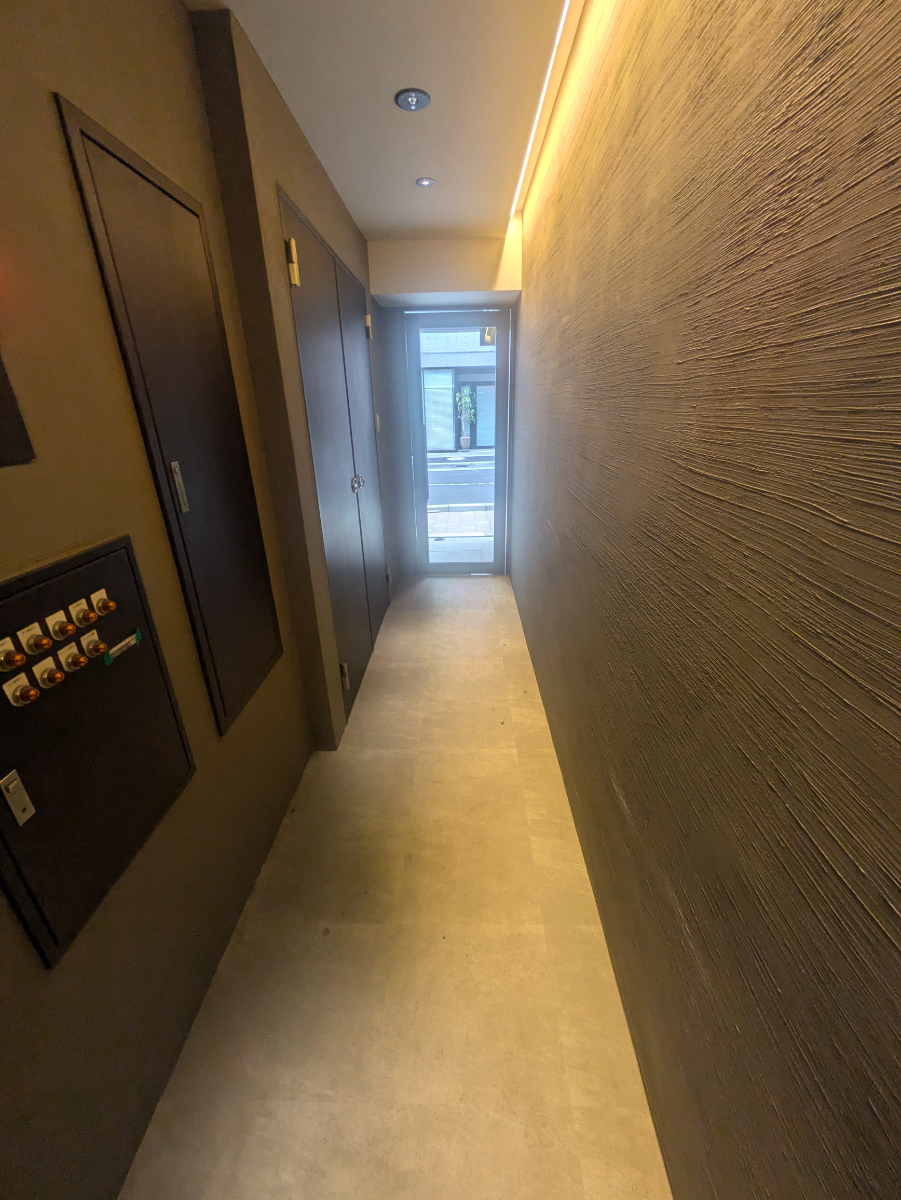 v20250912150807/fresh/building/J00100375360_11