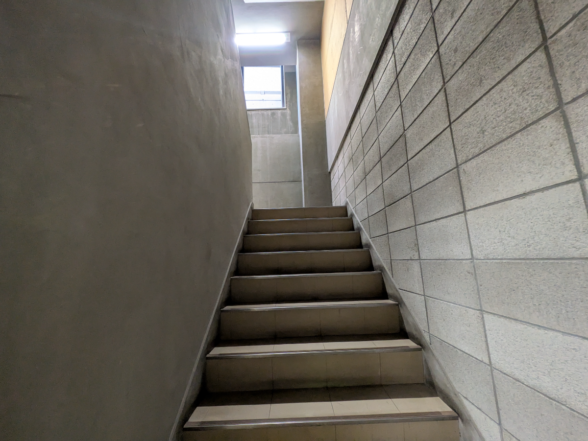 v20250912150807/fresh/building/J00100390400_16