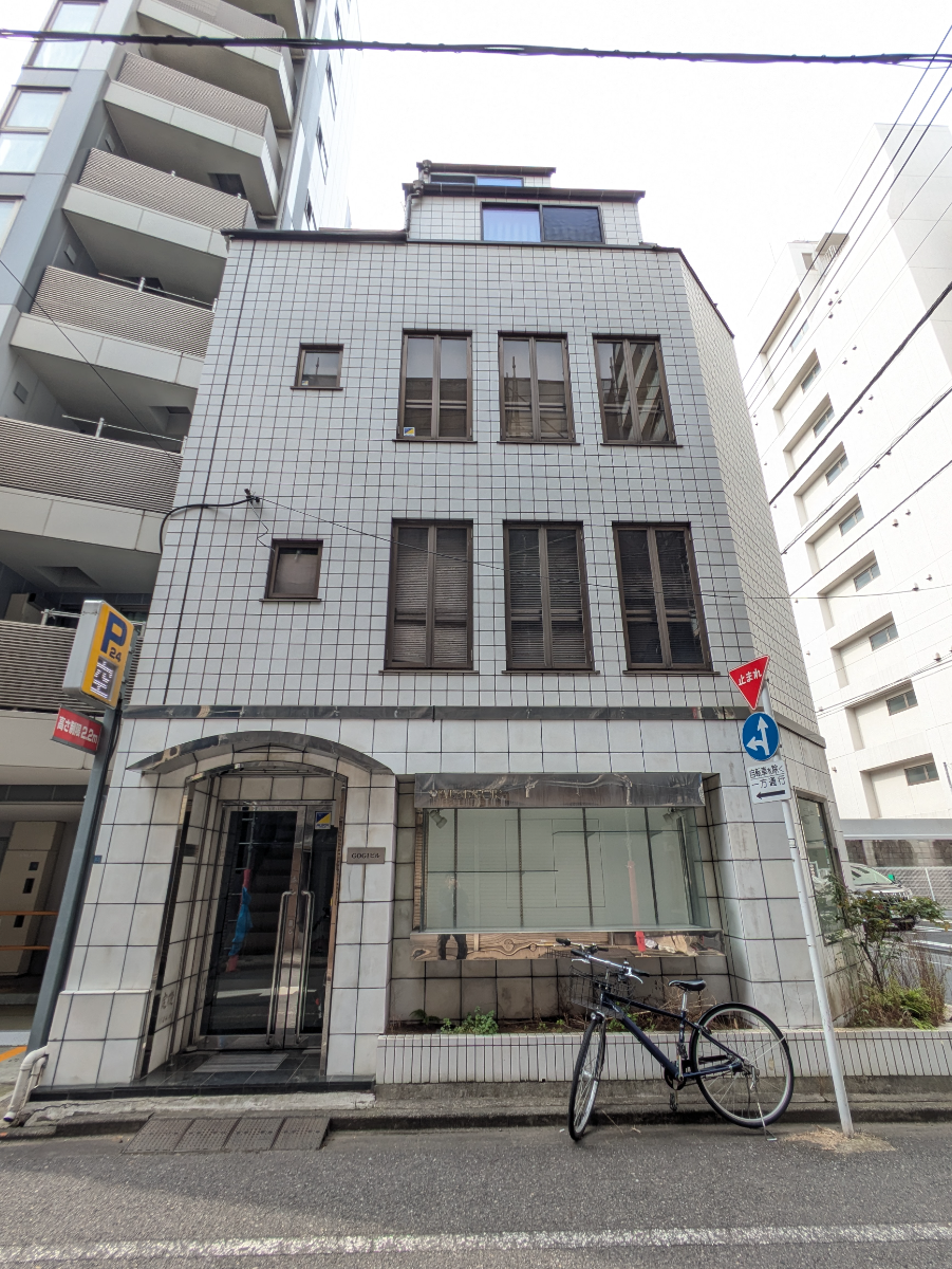 v20250912150807/fresh/building/J00100410928_1