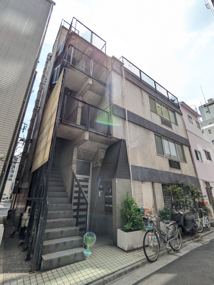 v20250913150703/fresh/building/J00100359821_7