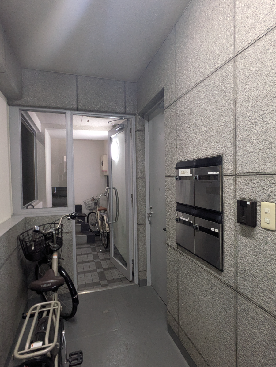 v20250913150703/fresh/building/J00100364940_12
