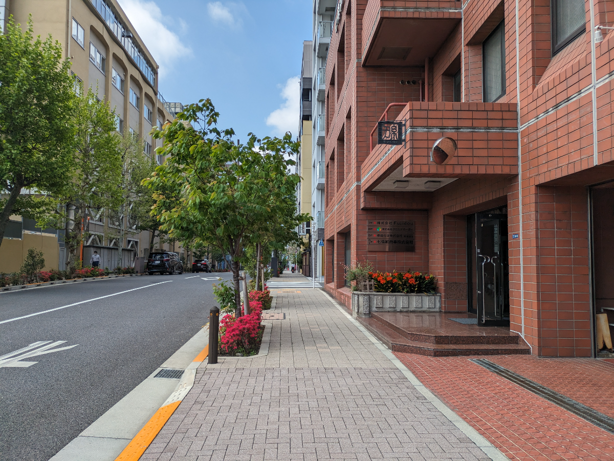 v20250913150703/fresh/building/J00100375792_2